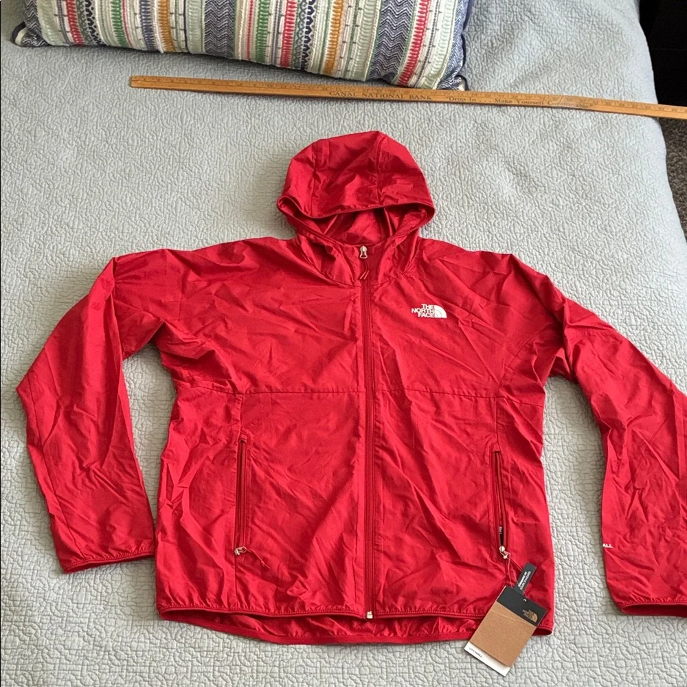 New The North Face Flyweight Pompeian Red Hooded Packable Windbreaker Large Coat